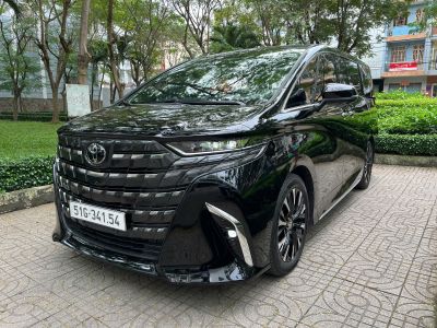 Toyota Alphard New 2025