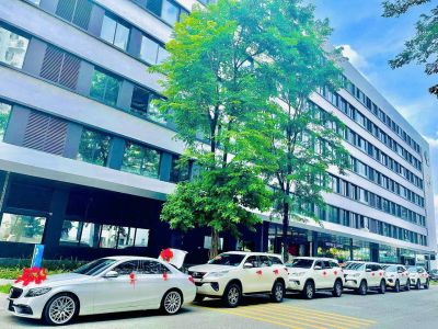 Xe Hoa Mercedes E200 FL Thần Tài 79