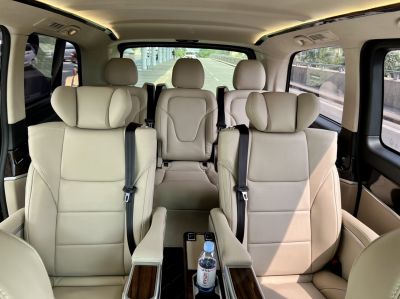 Mercedes V250 và Maybach  