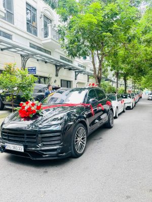 Xe Hoa Porsche Cayenne Đen