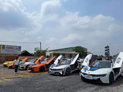 Xe Hoa BMW i8