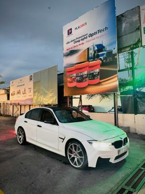 Xe BMW 320i