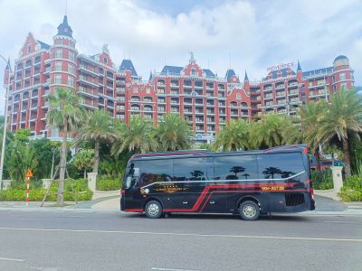 Dcar Limousine 19 chỗ