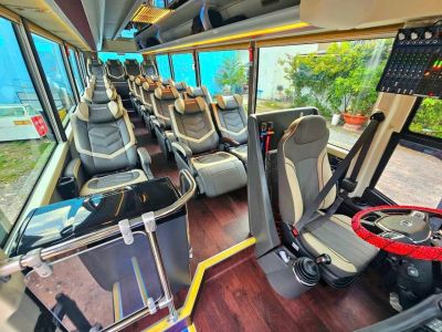 Dcar Limousine 19 chỗ