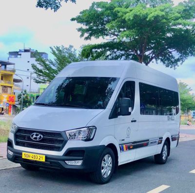 Xe 16 chỗ Fordtransit 