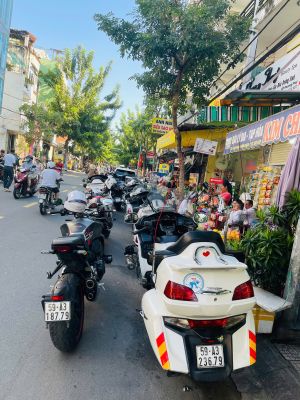 Xe Đoàn Mô Tô Dẫn Đường 