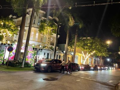 Xe Hoa Rước Dâu Màu Đỏ  Xe Đoàn