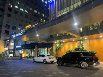 Mercedes E200 Exclusive Thần Tài 79